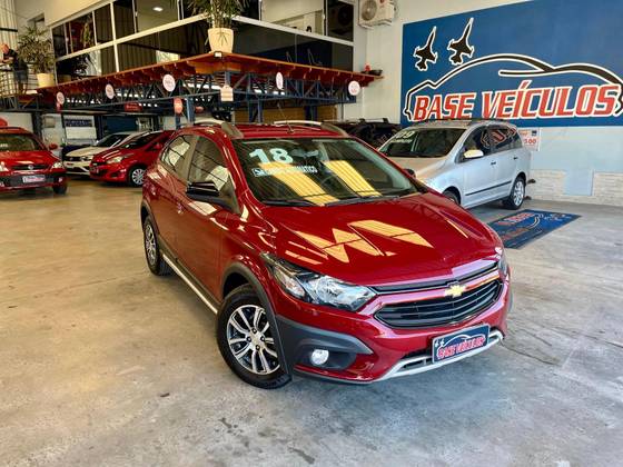 CHEVROLET ONIX 1.4 MPFI ACTIV 8V FLEX 4P AUTOMÁTICO